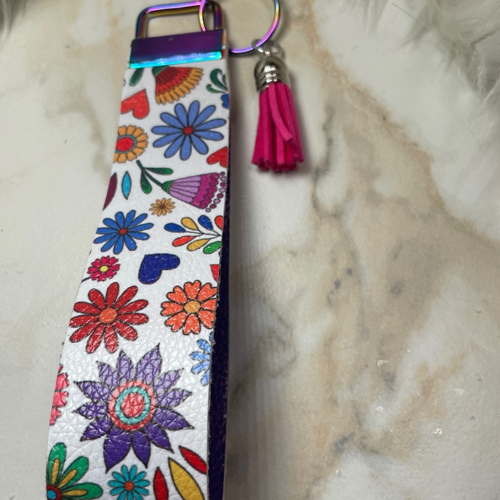 Pink And Purple Keychain Key Fob Wristlet Toggle For Backpack - Picture 3 of 7